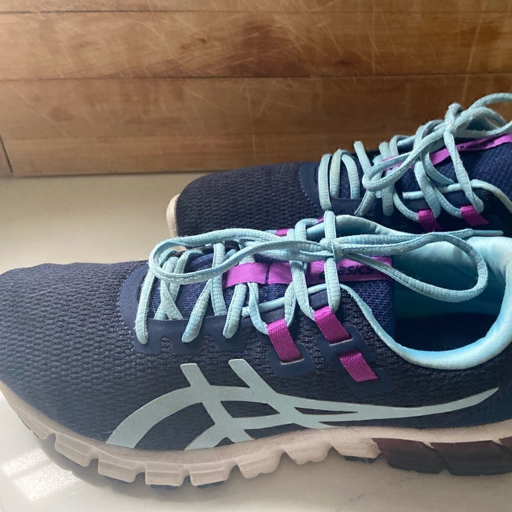 ASICS Gel Contend 5 Grand Shark Womens Running Shoes Sneakers Blue Athletic